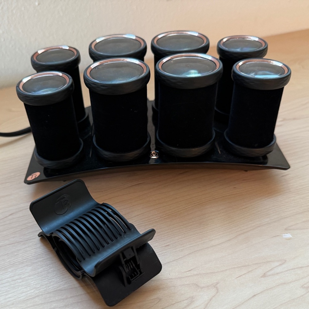 T3 Black Hair Rollers with Clips